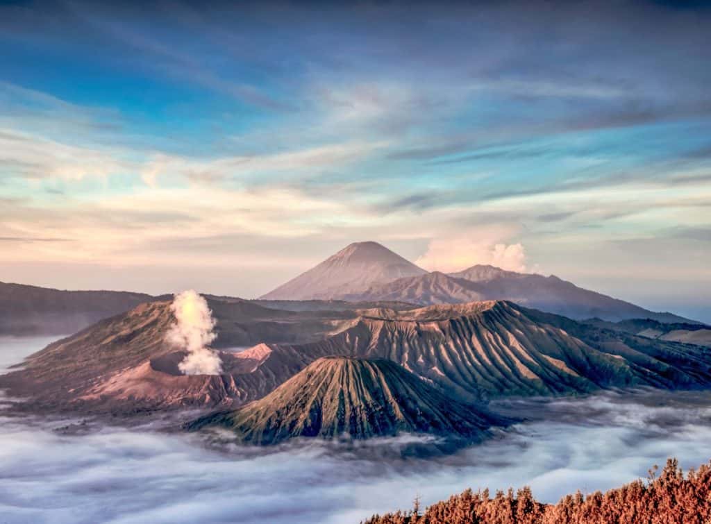 best mountain to hike in indonesia